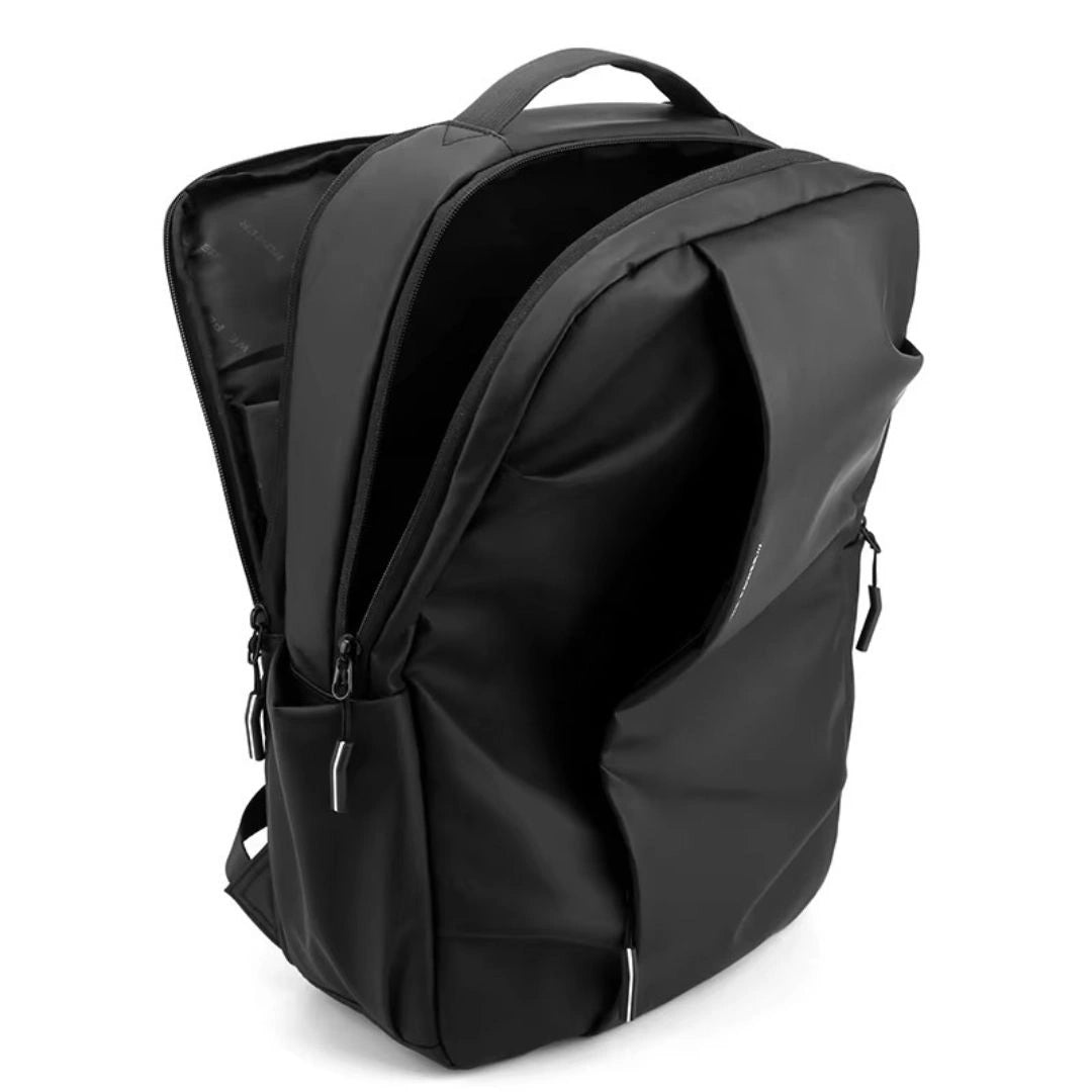 UNISEX TRAVEL BACKPACK