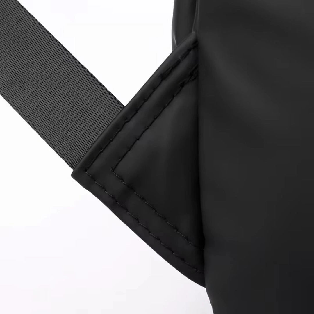 UNISEX TRAVEL BACKPACK