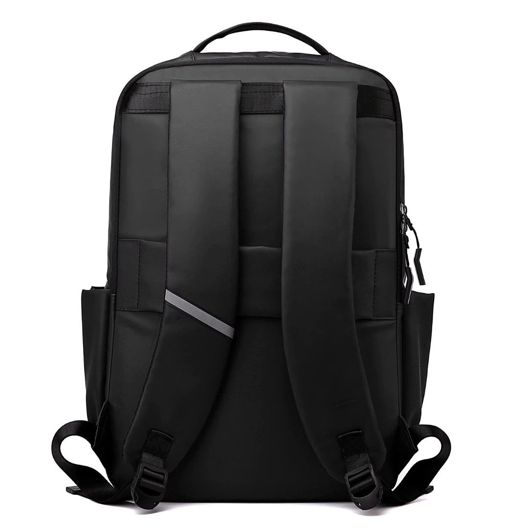 UNISEX TRAVEL BACKPACK