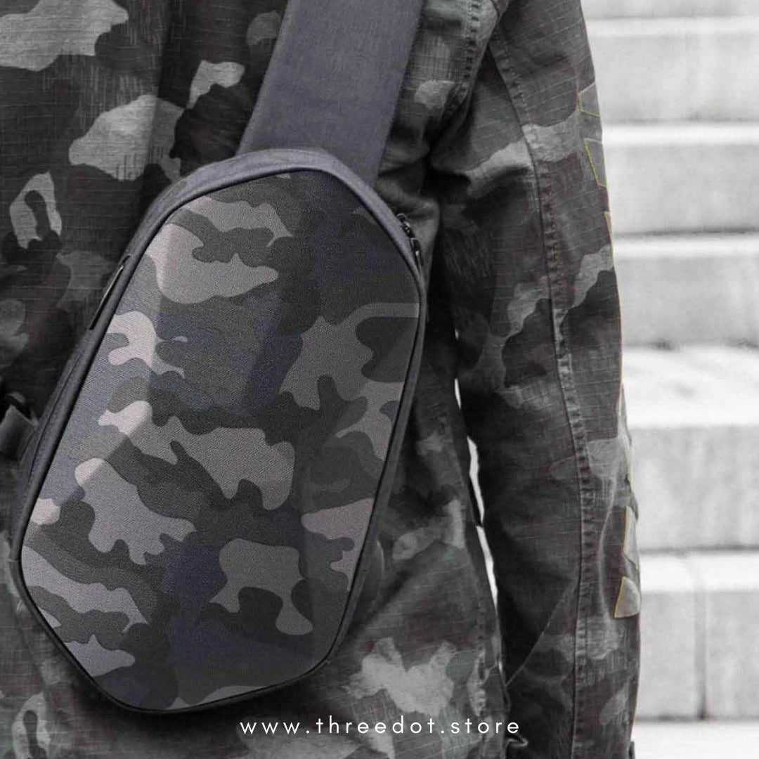 SOLID MULTI-PURPOSE SHOULDER BAG