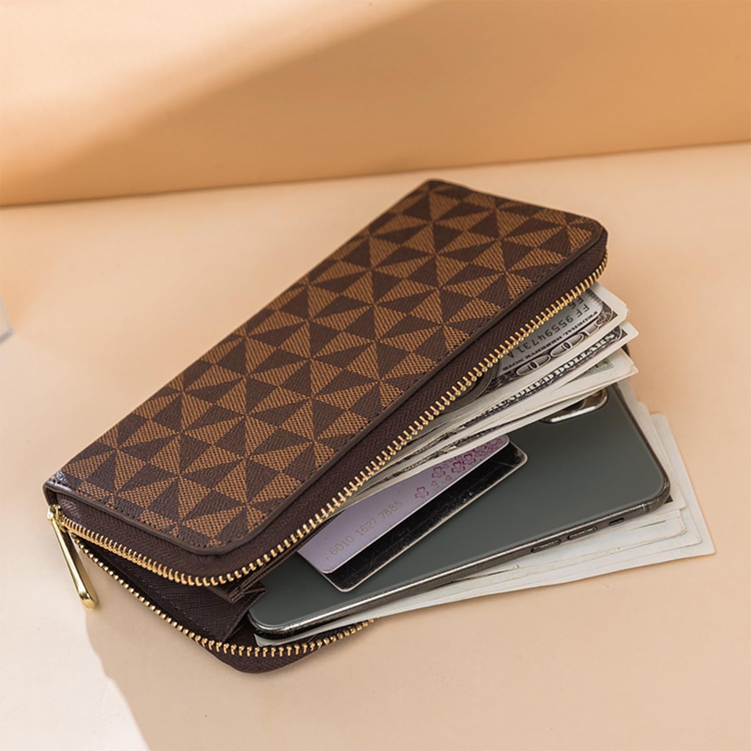 BUFFETT ANTIQUE WALLET