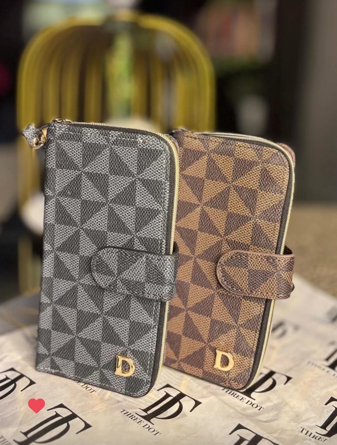 BUFFETT ANTIQUE WALLET