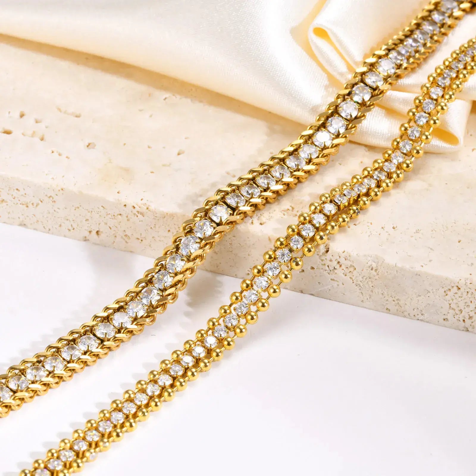 RHINESTONE GOLD PLATED BRACELET